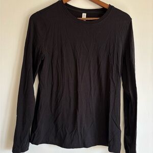 Athleta Classic Black Long Sleeve Crewneck Top